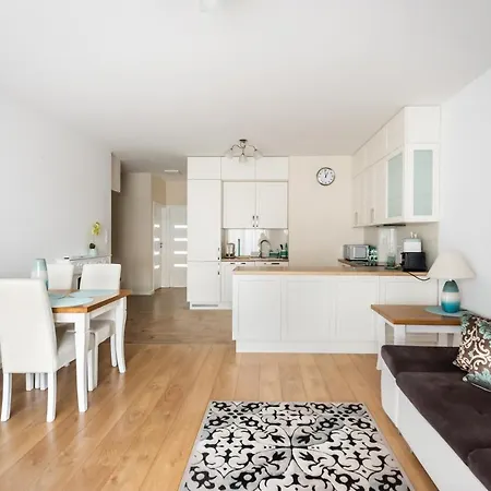 Mokotow Gaiety Place * Warszawa